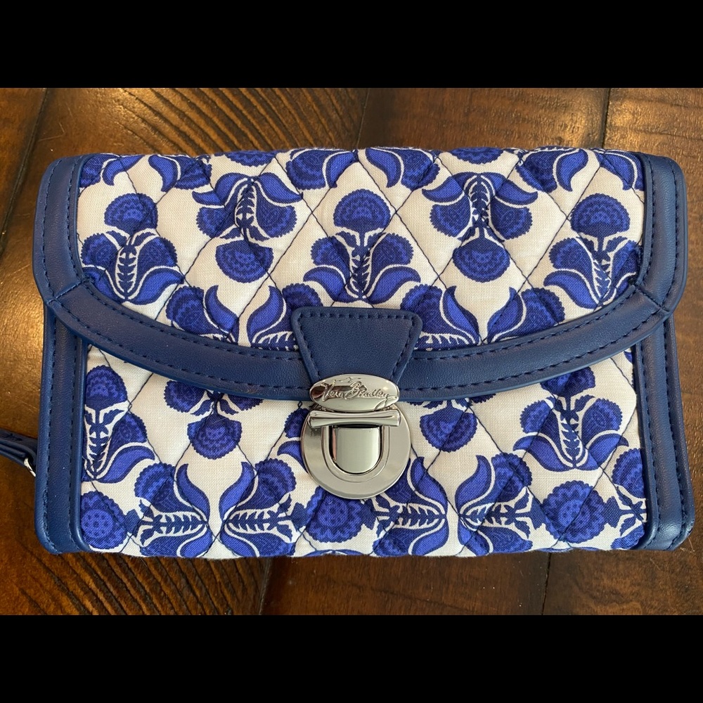 Vera Bradley Ultimate Wristlet